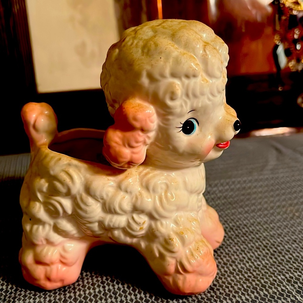 MCM VINTAGE LAMB PLANTER